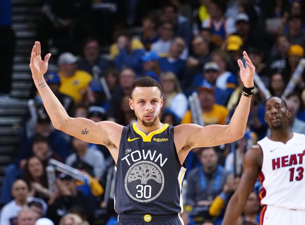 他们强调小 他们强调小