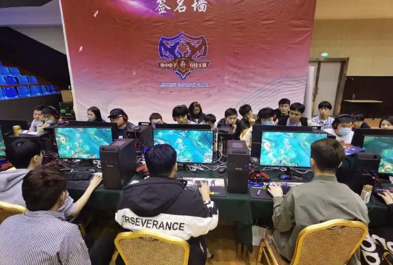 通过连续的 通过连续的