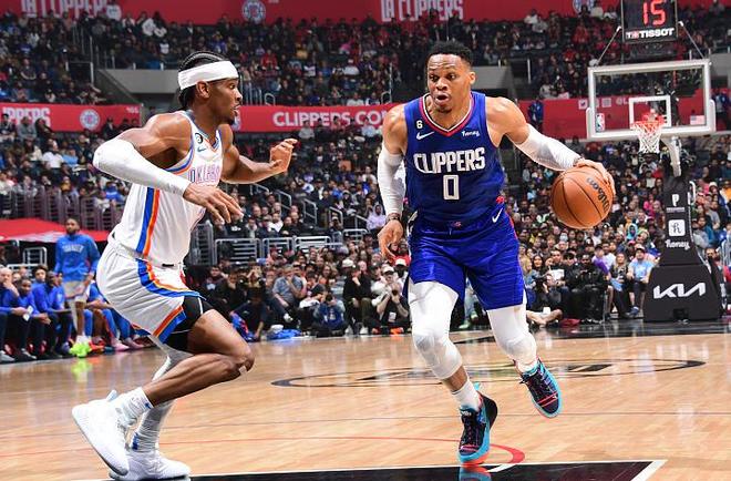 中的相对轻 中的相对轻