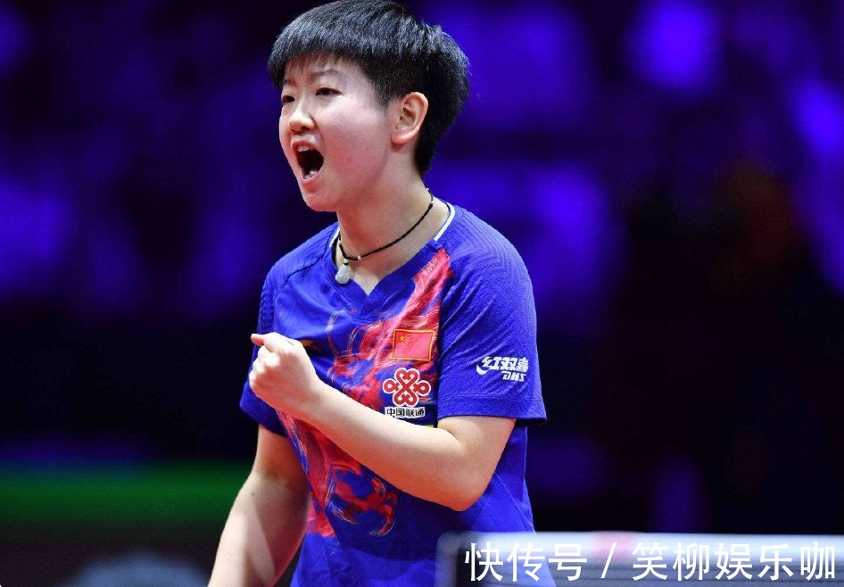 通过与Az 通过与Az