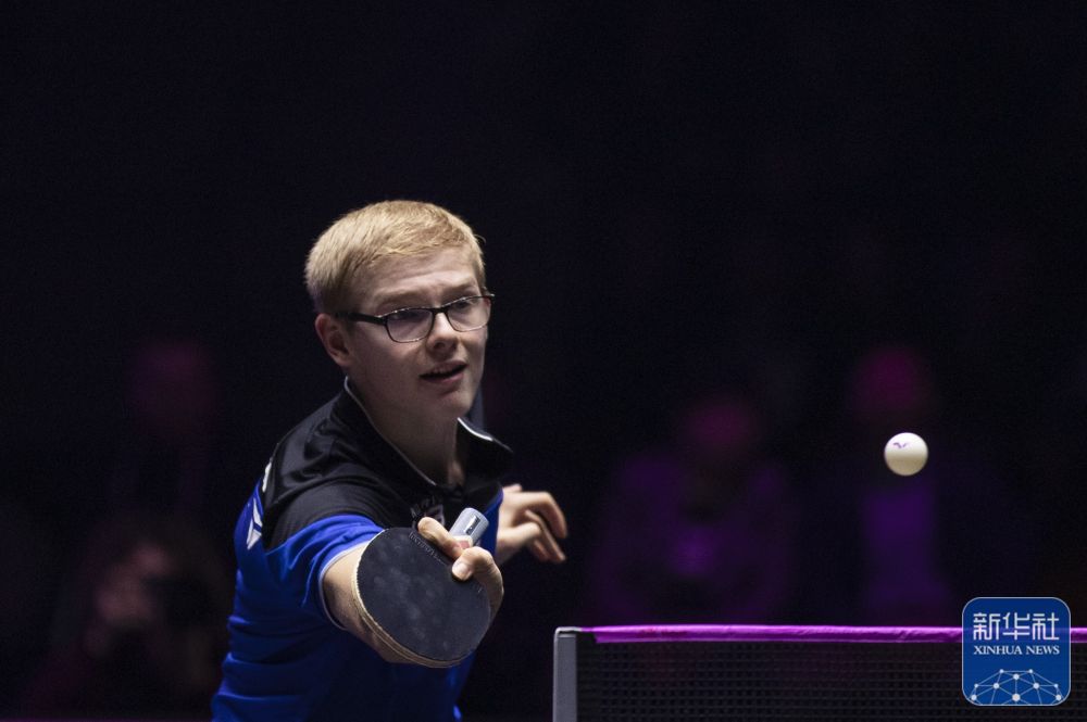 与萨拉赫 与萨拉赫