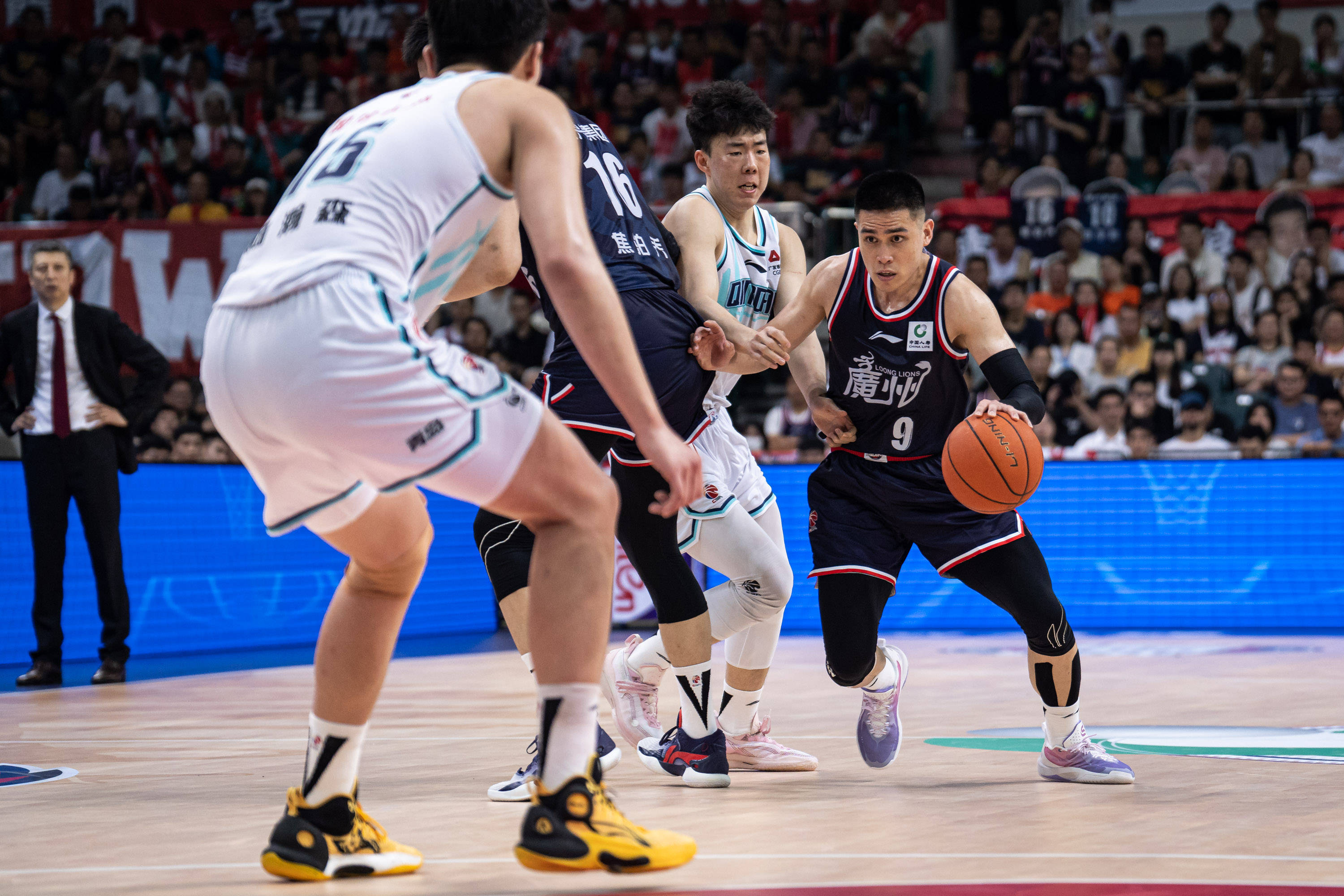 巴萨二队教 巴萨二队教