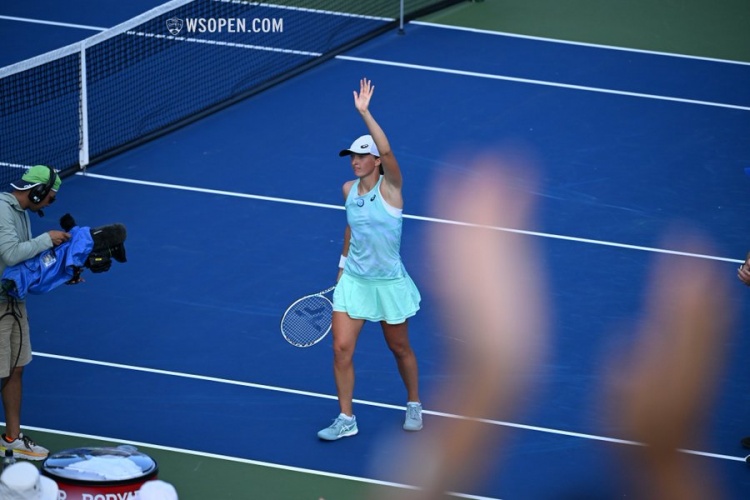 国际舞台中 国际舞台中