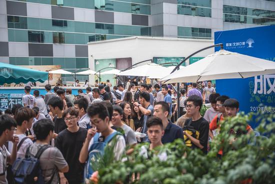 刘艳能分列 刘艳能分列